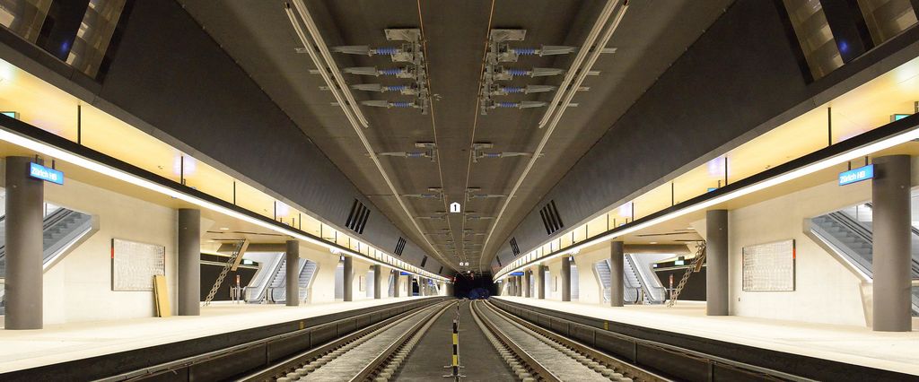Oberleitungsstromschiene